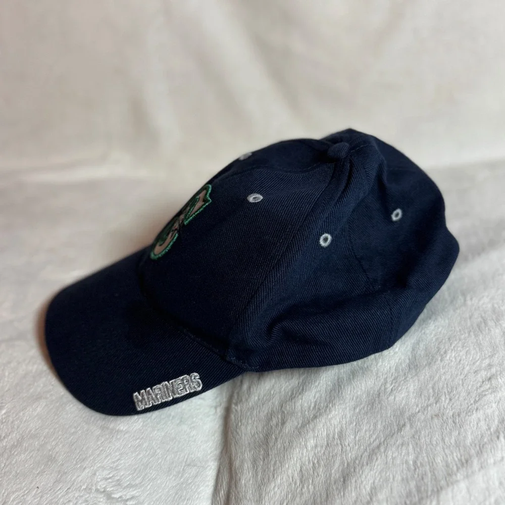 Seattle Mariners MLB Fan Favorite Navy Embroidered Hat One Size Adjustable